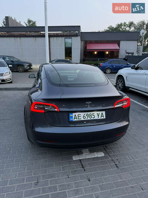 Седан Tesla Model 3 2023 в Днепре фото 2 Седан Tesla Model 3 2023 в Днепре