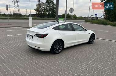 Седан Tesla Model 3 2019 в Солонці