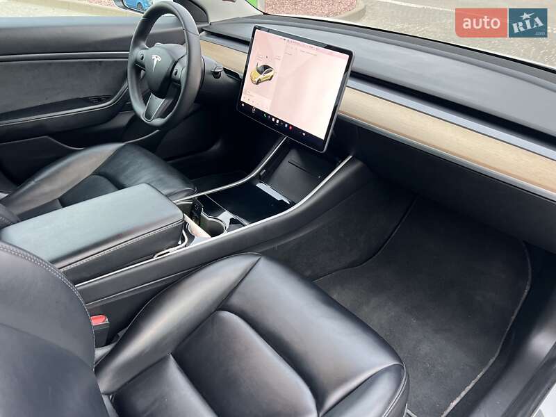 Седан Tesla Model 3 2019 в Солонке фото 21 Седан Tesla Model 3 2019 в Солонке