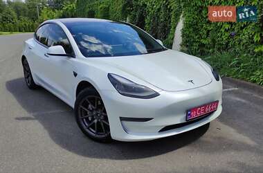 Седан Tesla Model 3 2023 в Киеве