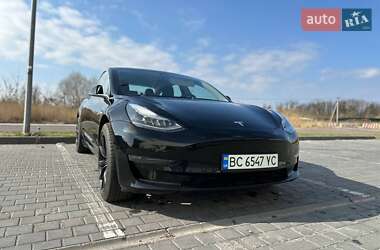 Седан Tesla Model 3 2019 в 