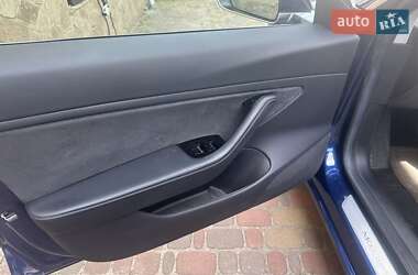 Седан Tesla Model 3 2018 в Киеве