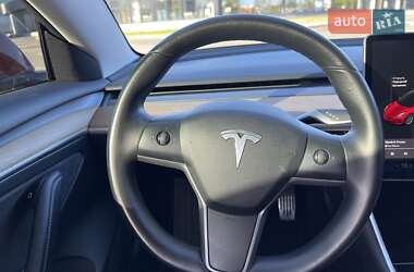 Седан Tesla Model 3 2018 в 