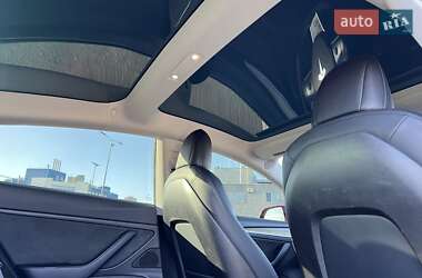 Седан Tesla Model 3 2018 в 