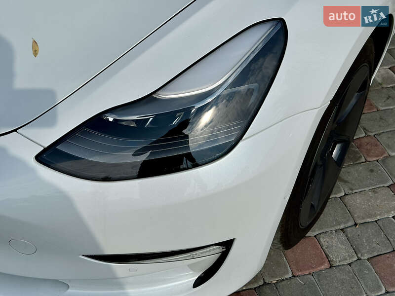 Седан Tesla Model 3 2022 в Вінниці
