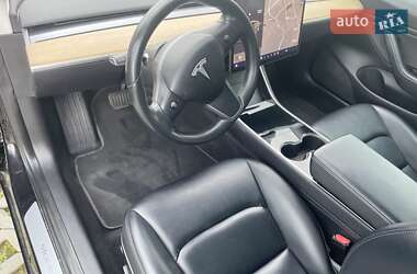 Седан Tesla Model 3 2018 в 