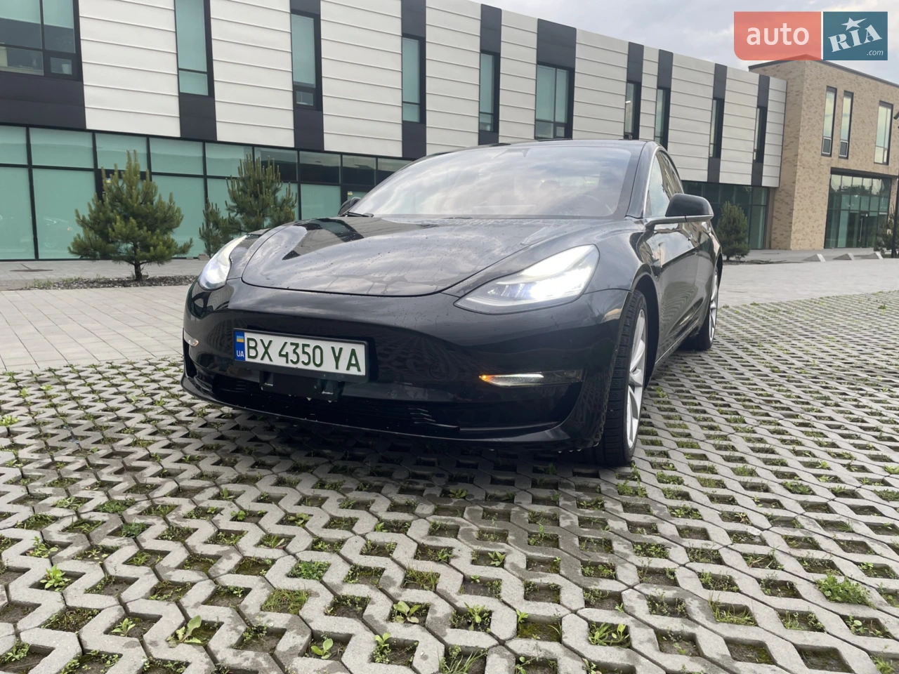 2019 Tesla Model 3 - мініатюра 12