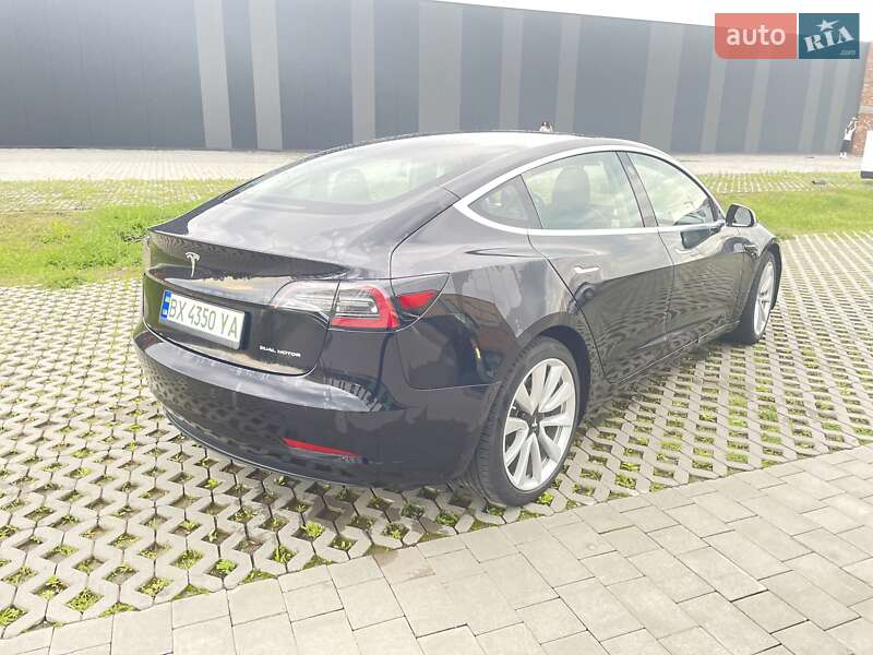 Седан Tesla Model 3 2018 в Хмельницком
