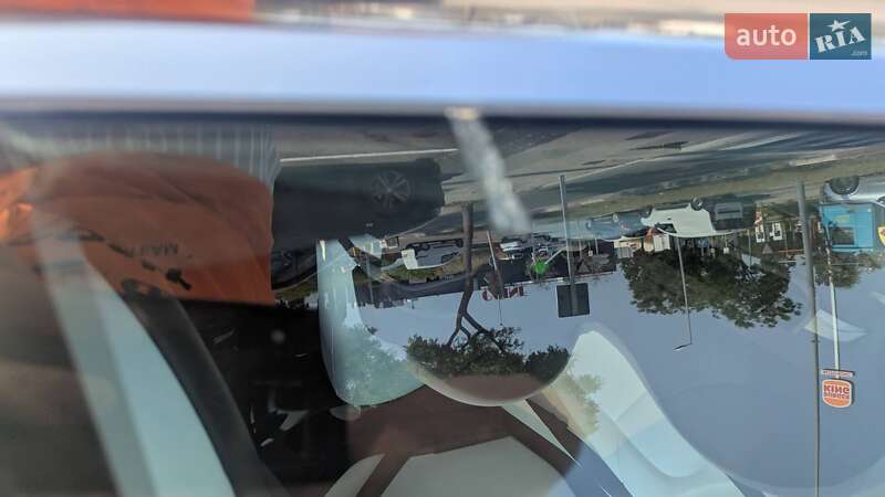 Седан Tesla Model 3 2020 в Днепре