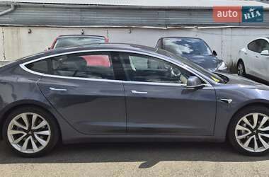 Седан Tesla Model 3 2018 в 