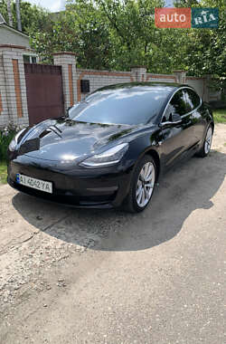 Седан Tesla Model 3 2019 в 