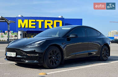 Седан Tesla Model 3 2021 в 