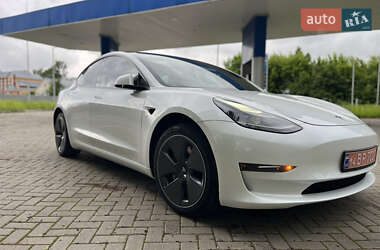 Седан Tesla Model 3 2022 в Самборе