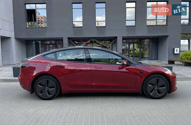 Седан Tesla Model 3 2019 в 