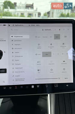 Седан Tesla Model 3 2018 в 