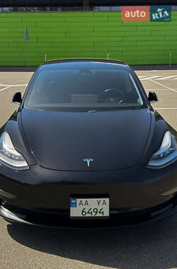 Седан Tesla Model 3 2019 в Києві
