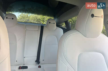 Седан Tesla Model 3 2018 в 