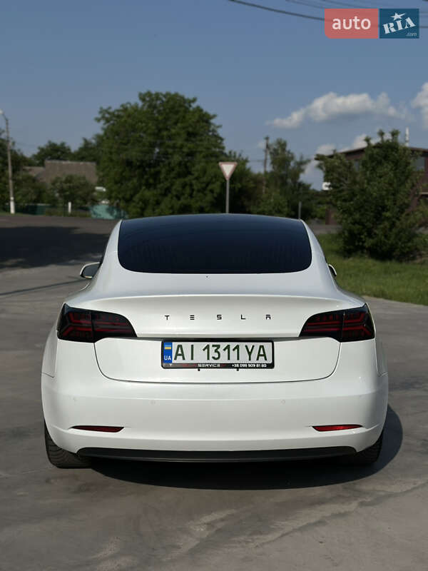 Седан Tesla Model 3 2018 в Белой Церкви