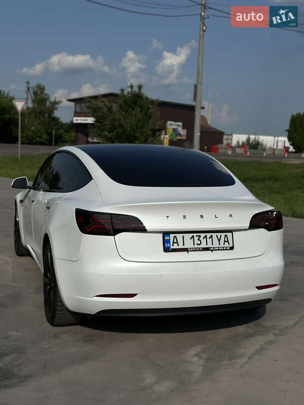 Седан Tesla Model 3 2018 в Белой Церкви