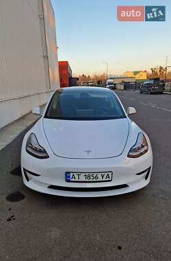 Седан Tesla Model 3 2020 в Луцке