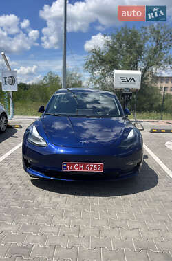 Седан Tesla Model 3 2022 в Кривом Роге