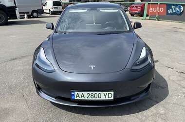 Седан Tesla Model 3 2023 в 
