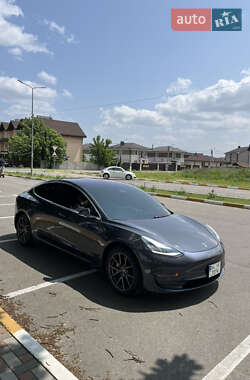 Седан Tesla Model 3 2018 в 