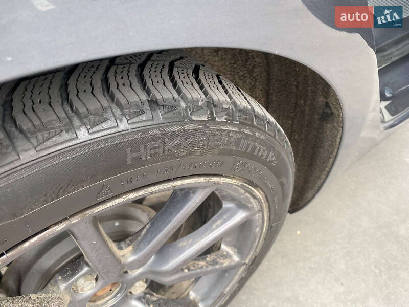 Седан Tesla Model 3 2020 в Львове