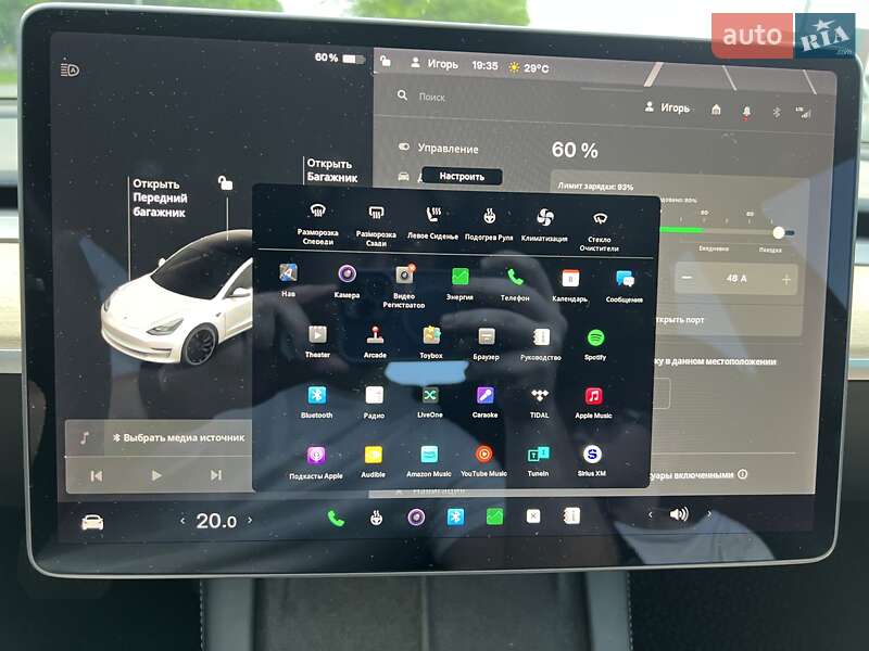 Седан Tesla Model 3 2021 в Виннице