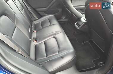 Седан Tesla Model 3 2018 в 