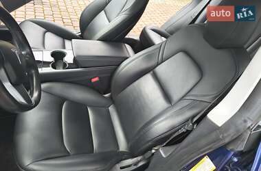 Седан Tesla Model 3 2018 в 