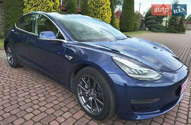 Седан Tesla Model 3 2018 в 
