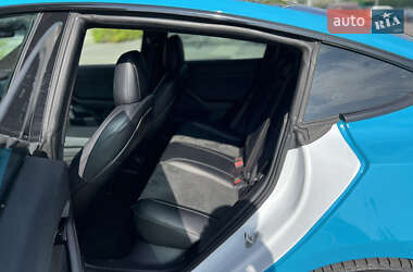 Седан Tesla Model 3 2019 в 