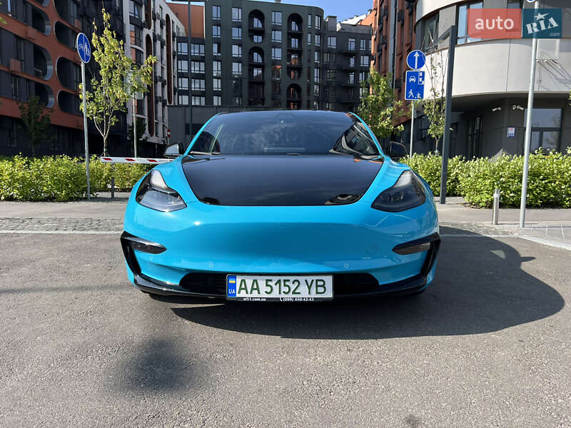 Седан Tesla Model 3 2019 в Києві
