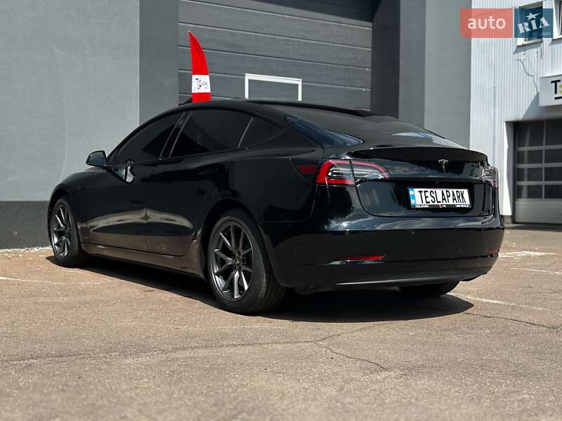 Седан Tesla Model 3 2021 в Киеве фото 8 Седан Tesla Model 3 2021 в Киеве