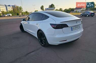 Седан Tesla Model 3 2019 в 