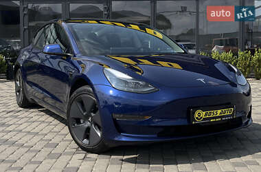 Седан Tesla Model 3 2022 в Мукачевому