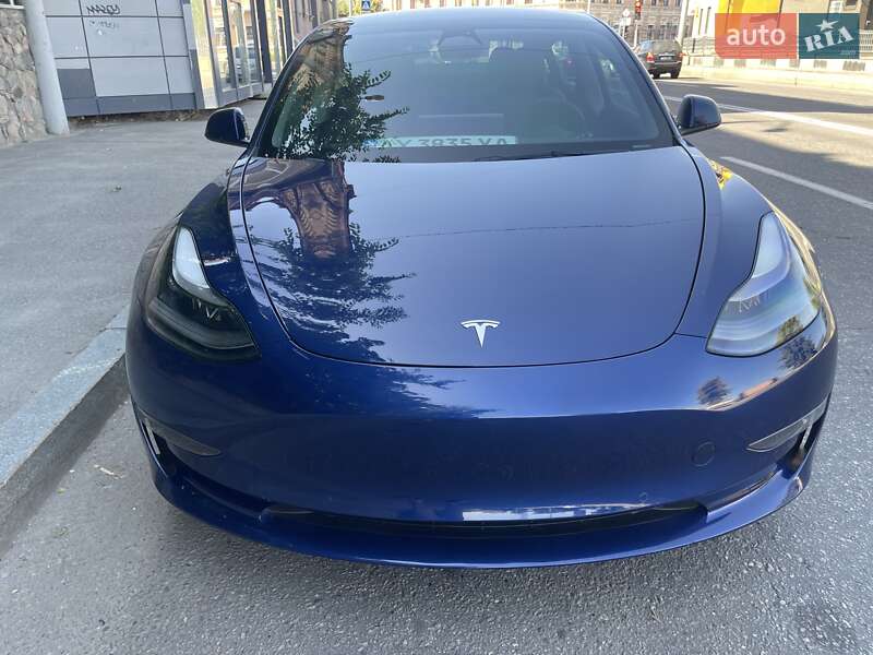 Седан Tesla Model 3 2022 в Харкові