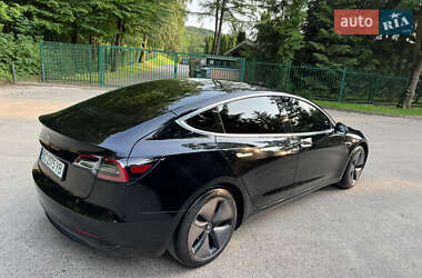 Седан Tesla Model 3 2019 в 