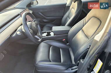 Седан Tesla Model 3 2018 в 