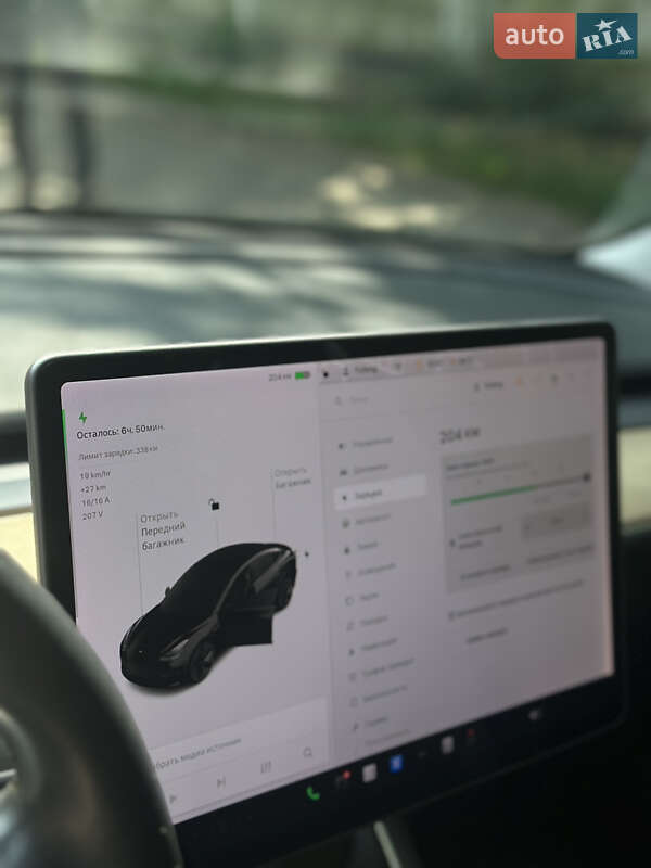 Седан Tesla Model 3 2018 в Рівному