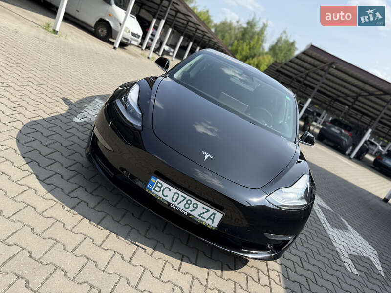 Седан Tesla Model 3 2019 в Шептицькому фото Седан Tesla Model 3 2019 в Шептицькому