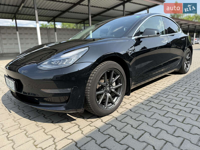 Седан Tesla Model 3 2019 в Шептицькому фото 13 Седан Tesla Model 3 2019 в Шептицькому