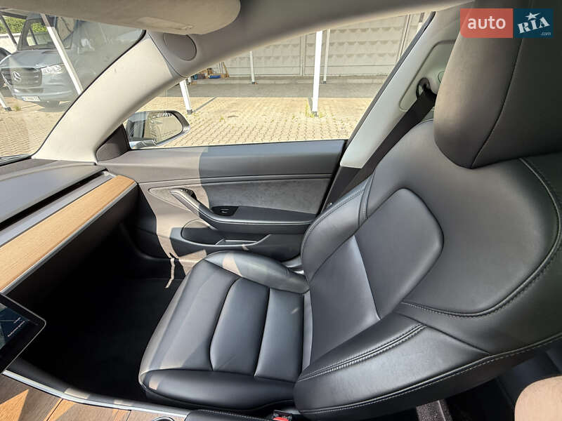 Седан Tesla Model 3 2019 в Шептицькому фото 23 Седан Tesla Model 3 2019 в Шептицькому