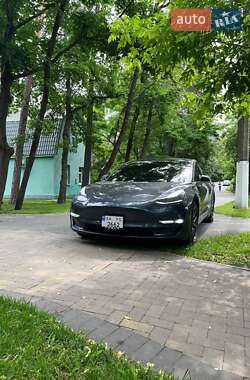 Седан Tesla Model 3 2018 в 