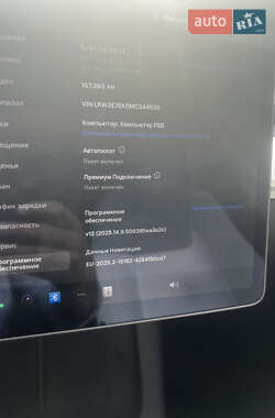 Седан Tesla Model 3 2021 в 