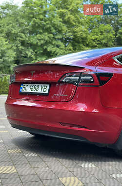 Седан Tesla Model 3 2018 в 