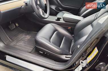 Седан Tesla Model 3 2019 в 