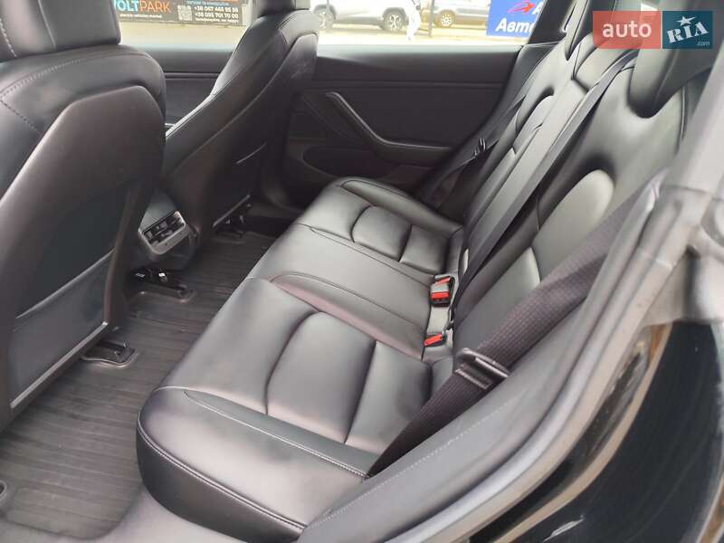 Седан Tesla Model 3 2019 в Києві фото 39 Седан Tesla Model 3 2019 в Києві