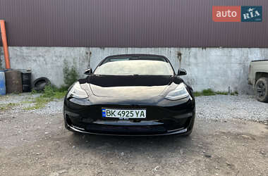 Седан Tesla Model 3 2018 в 